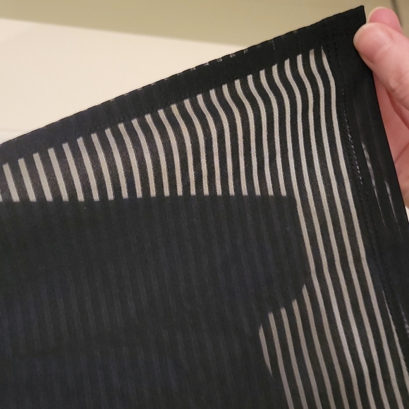 Reebok mesh workout tank - Picture 2 of 5